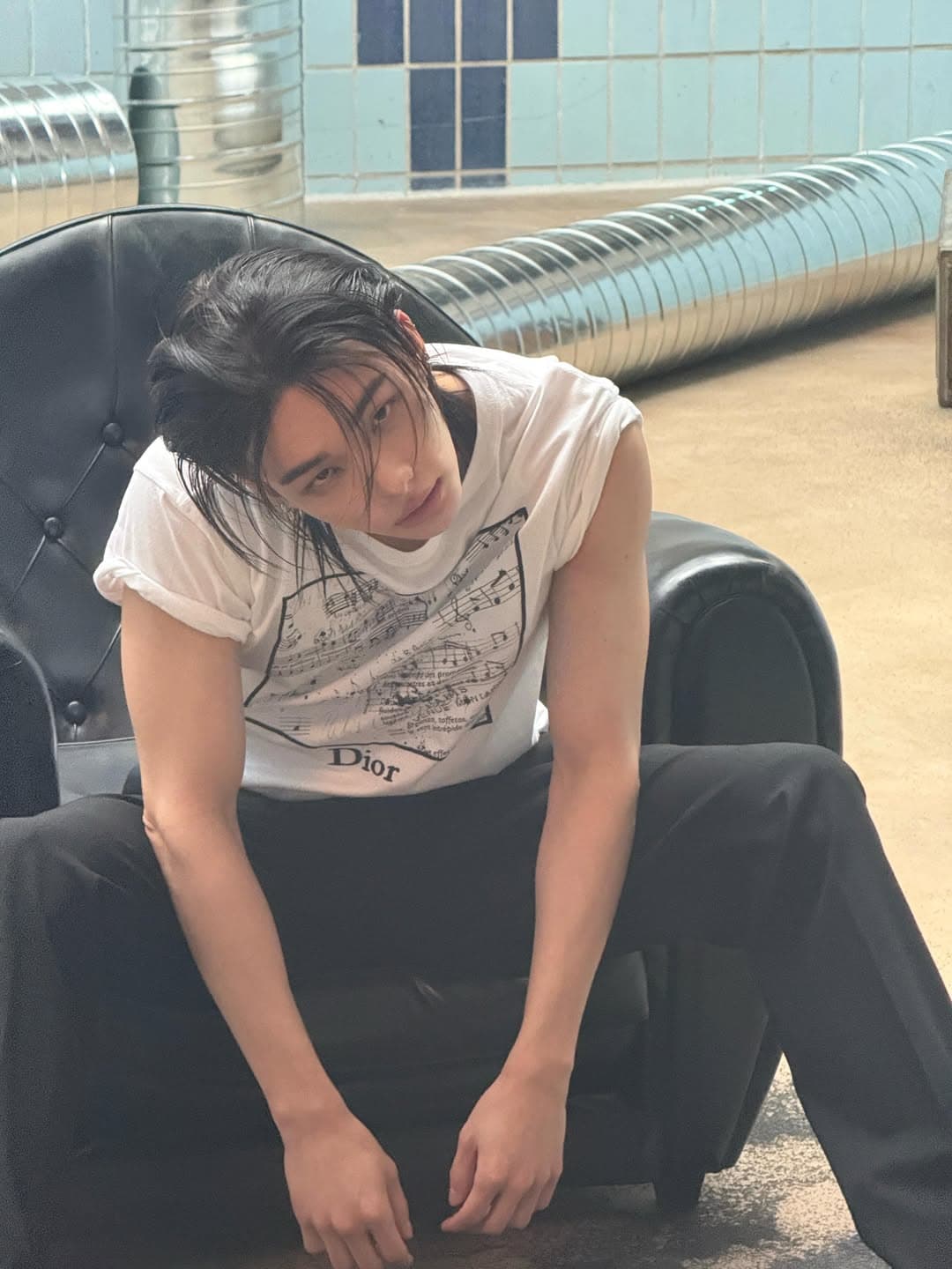 5 effortless summer outfits inspired by Stray Kids’ Hyunjin